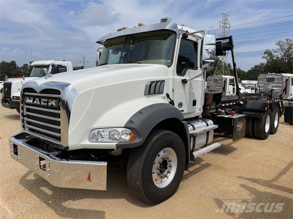 Mack GR64B Outros Camiões