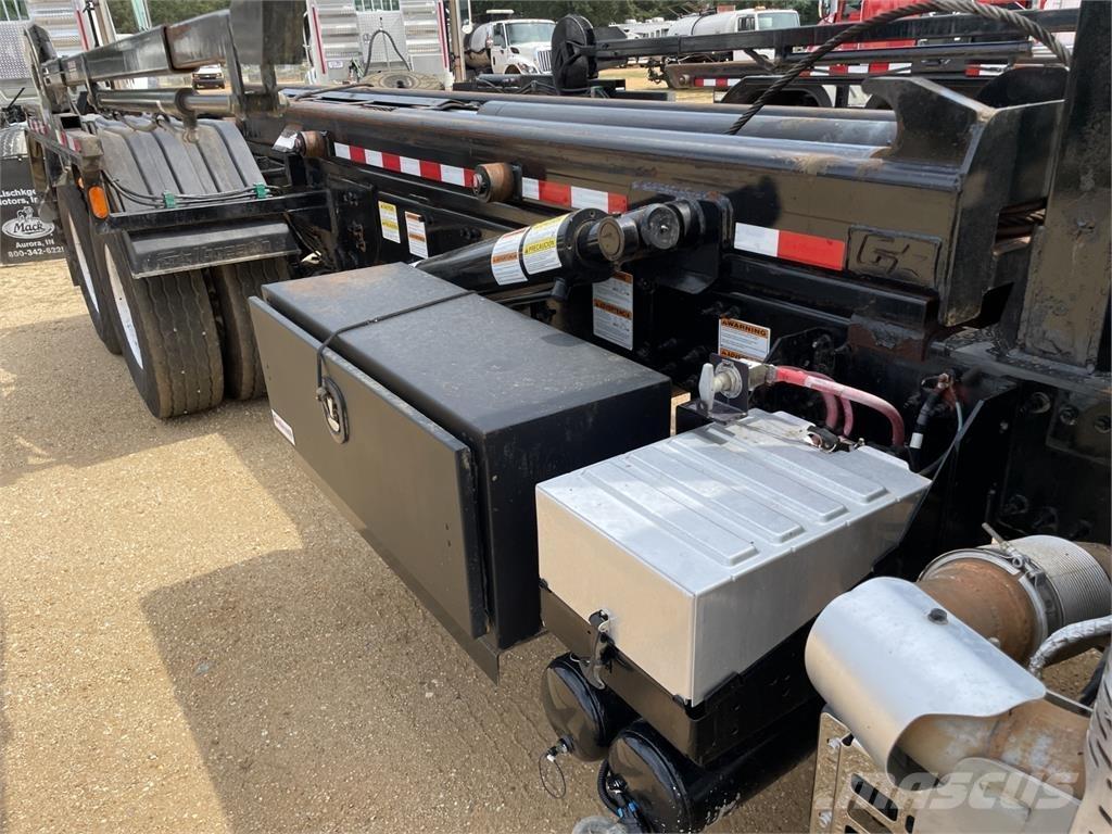 Mack GR64B Outros Camiões