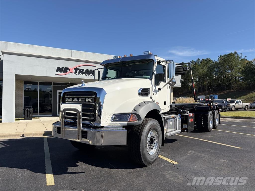 Mack GR64B Outros Camiões