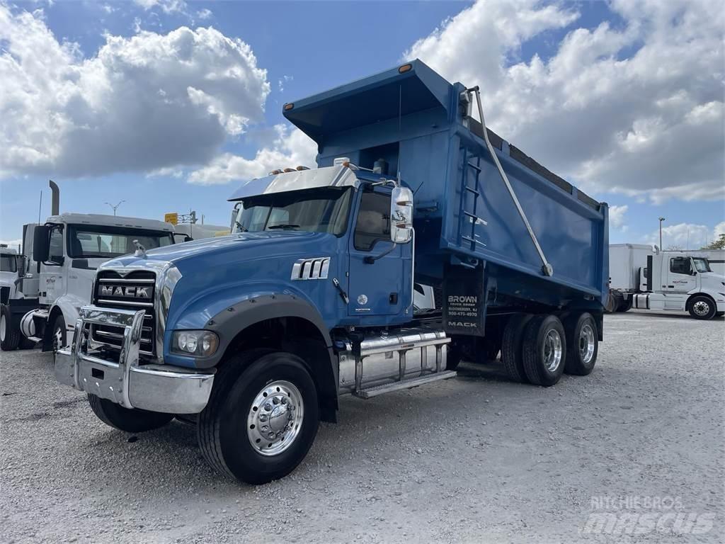 Mack GR64FR Camiões basculantes