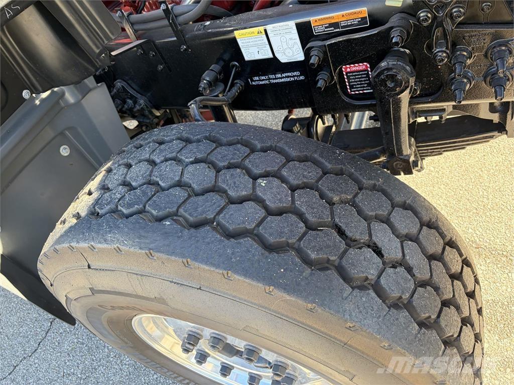 Mack GR64FR Caminhões de betonagem