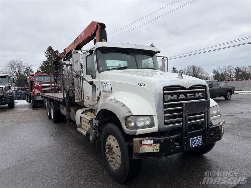 Mack GU700 Camiões de chassis e cabine