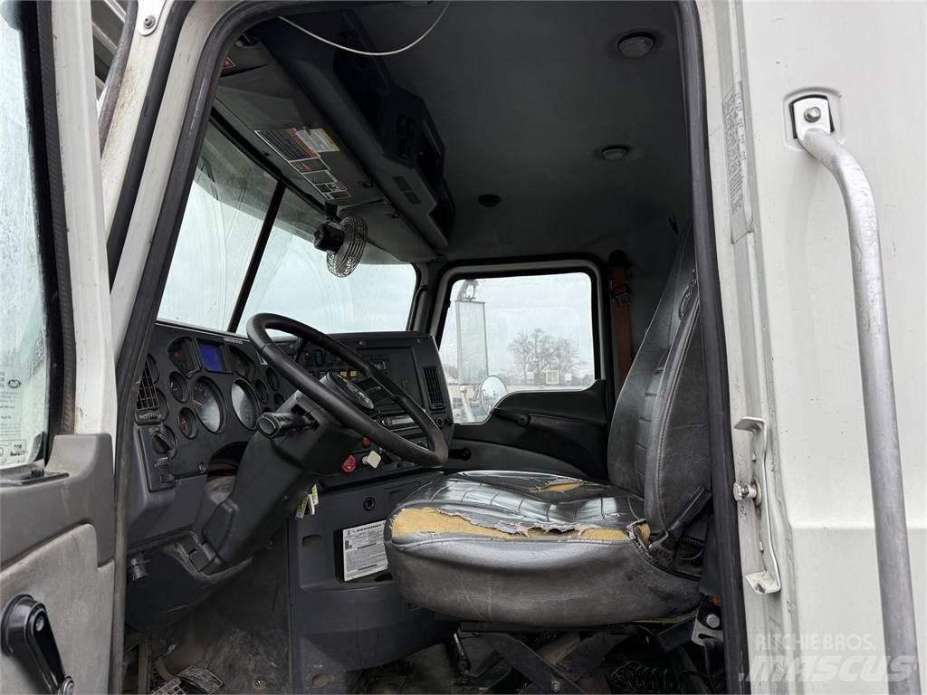 Mack GU700 Camiões de chassis e cabine