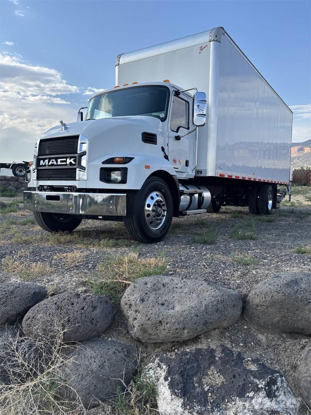 Mack MD6 42R Camiões de chassis e cabine