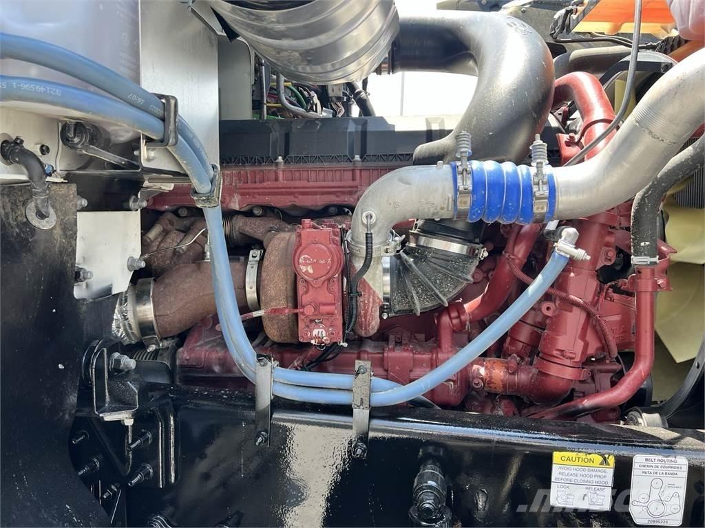 Mack PI64T Cavalos Mecânicos