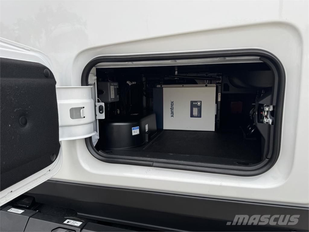 Mack PR64T Cavalos Mecânicos