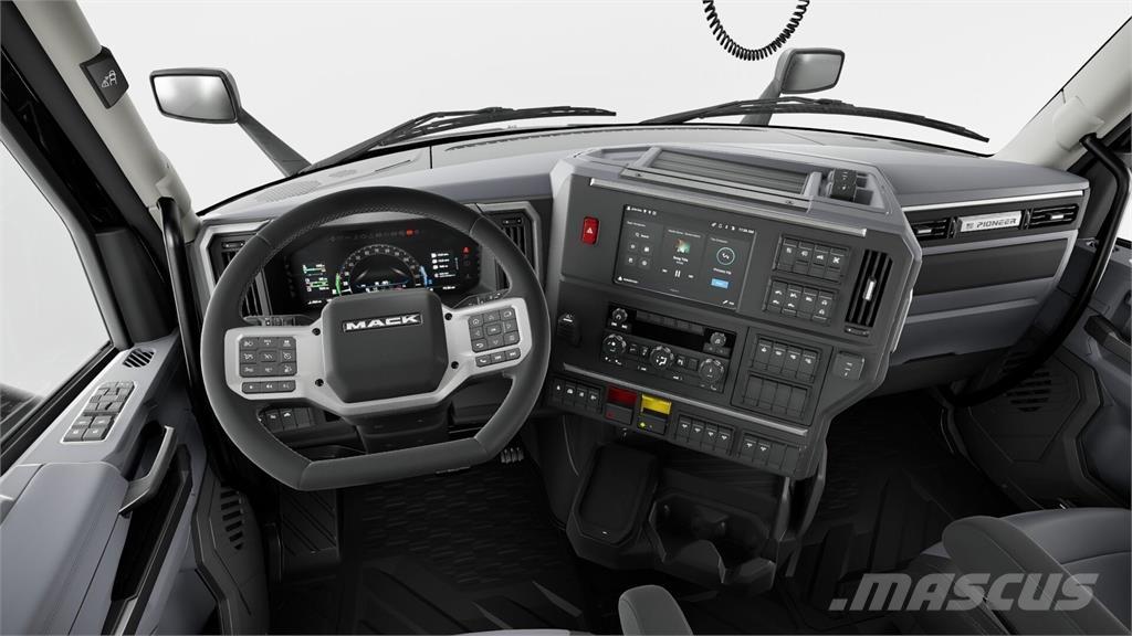 Mack PR64T Cavalos Mecânicos