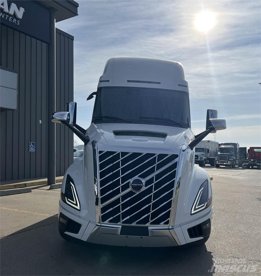 Volvo NEW VNL860 Cavalos Mecânicos
