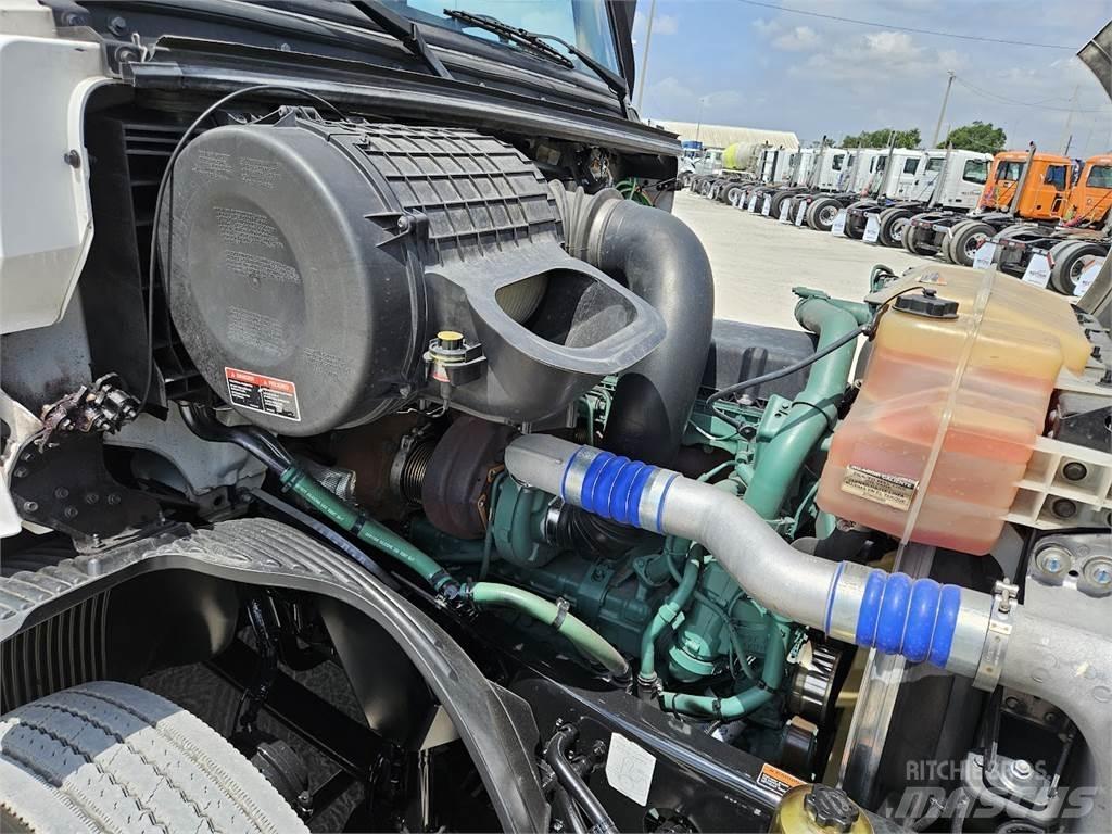 Volvo VNL62T300 Cavalos Mecânicos
