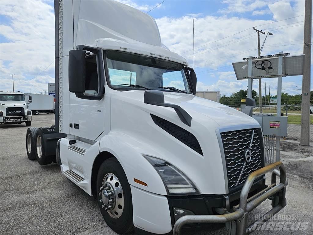 Volvo VNL62T300 Cavalos Mecânicos