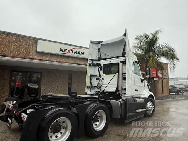 Volvo VNL64T300 Cavalos Mecânicos