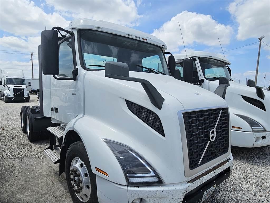 Volvo VNL64T300 Cavalos Mecânicos