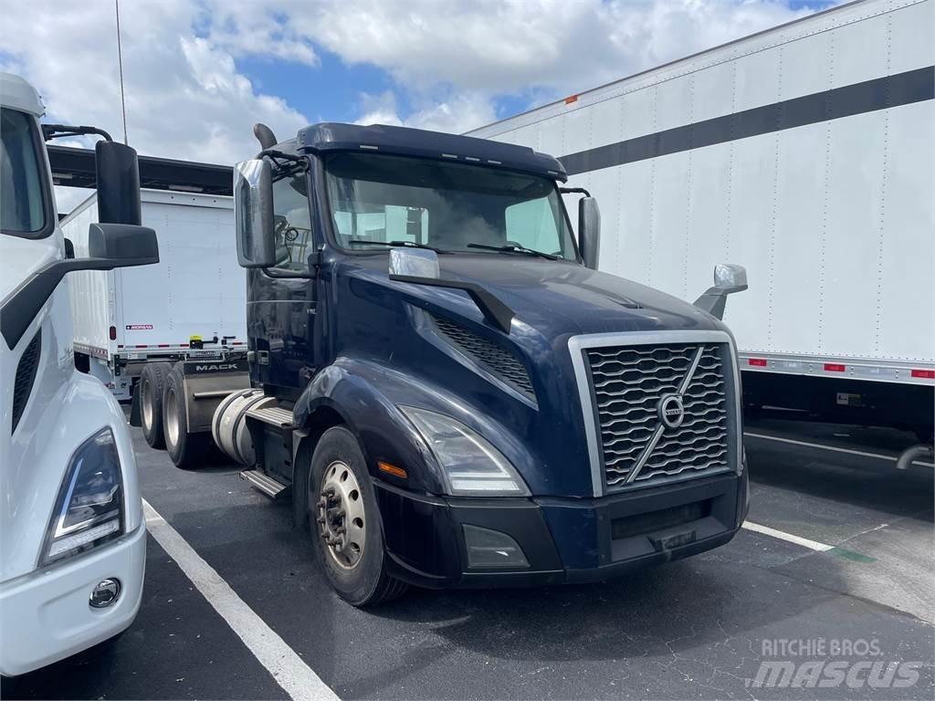 Volvo VNL64T300 Cavalos Mecânicos
