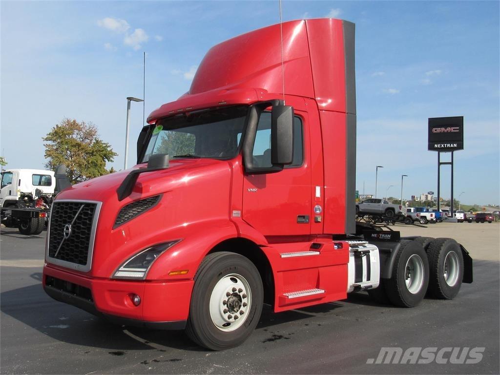 Volvo VNL64T300 Cavalos Mecânicos