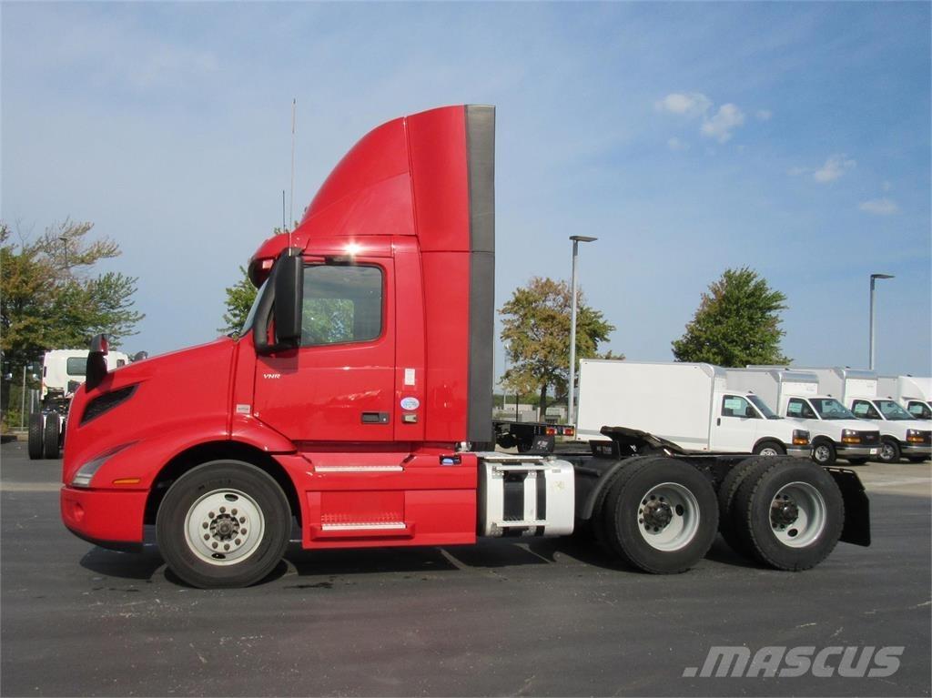 Volvo VNL64T300 Cavalos Mecânicos
