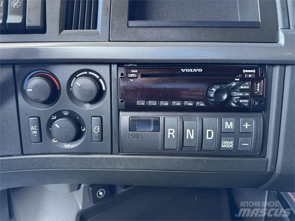 Volvo VNL64T760 Cavalos Mecânicos