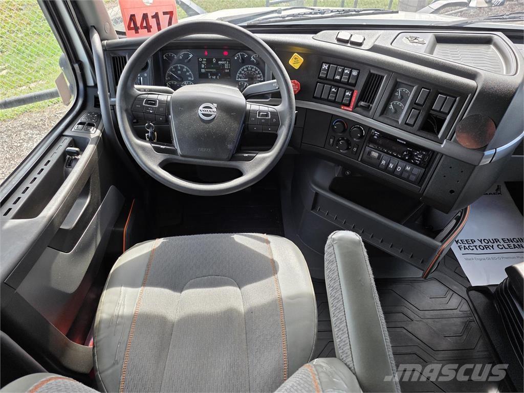 Volvo VNL64T760 Cavalos Mecânicos