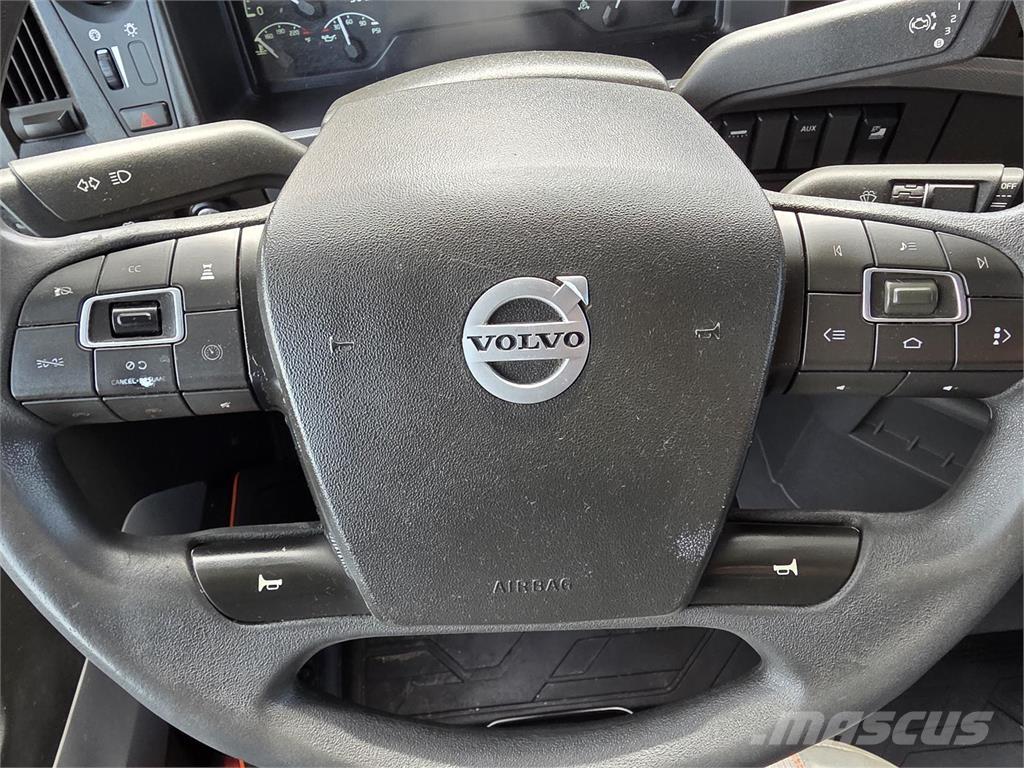 Volvo VNL64T760 Cavalos Mecânicos