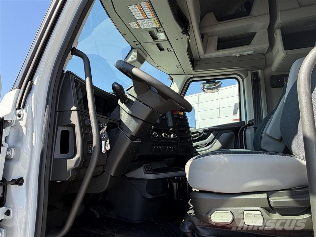 Volvo VNL64T860 Cavalos Mecânicos