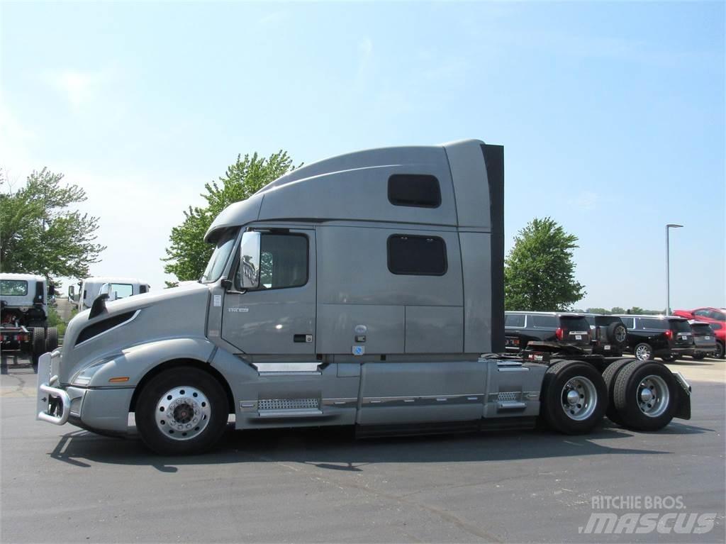 Volvo VNL860 Cavalos Mecânicos