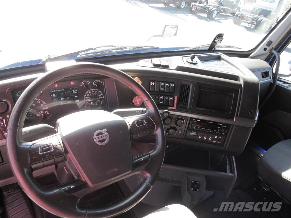 Volvo VNL860 Cavalos Mecânicos