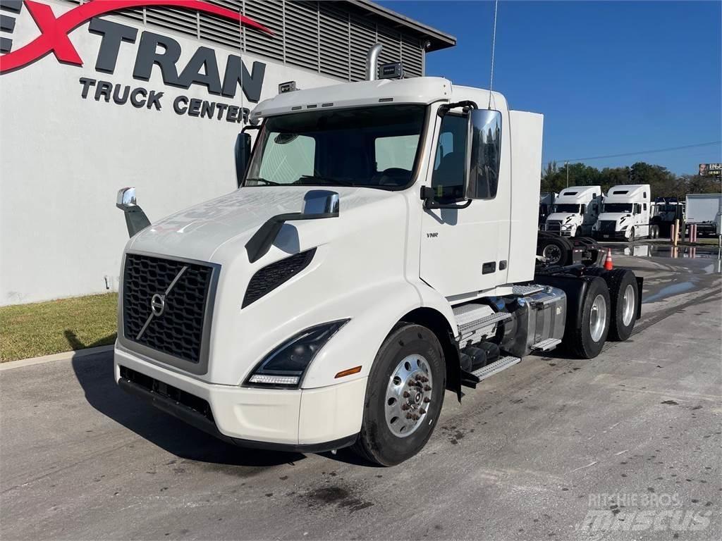 Volvo VNR64T Cavalos Mecânicos