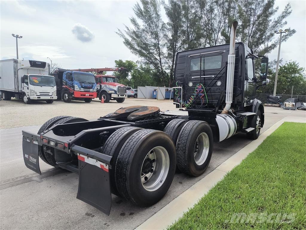 Volvo VNR64T Cavalos Mecânicos