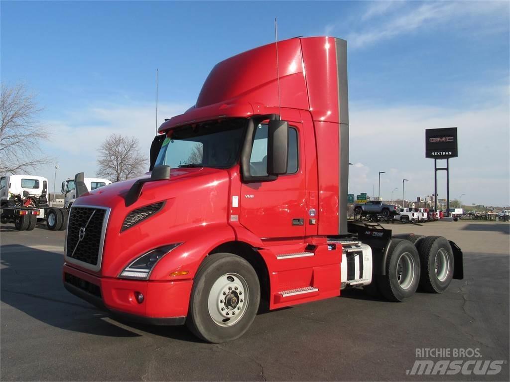 Volvo VNR64T300 Cavalos Mecânicos