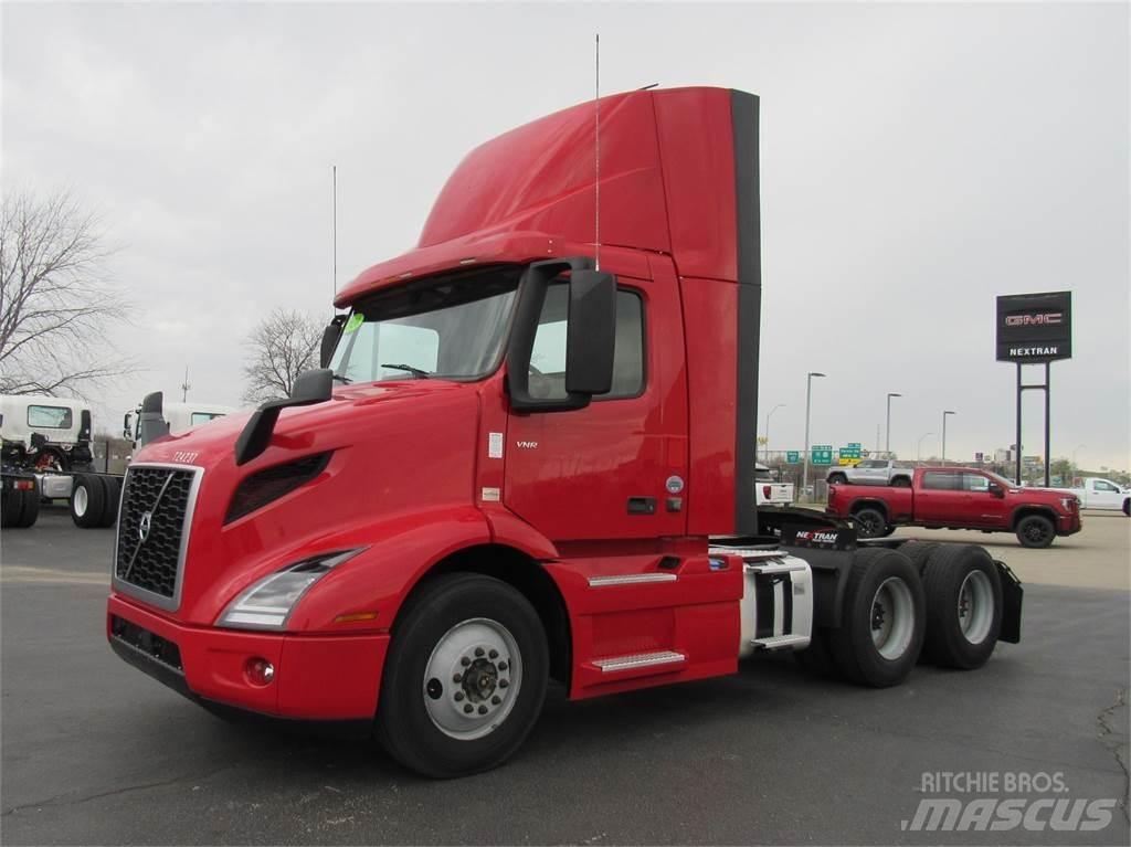 Volvo VNR64T300 Cavalos Mecânicos