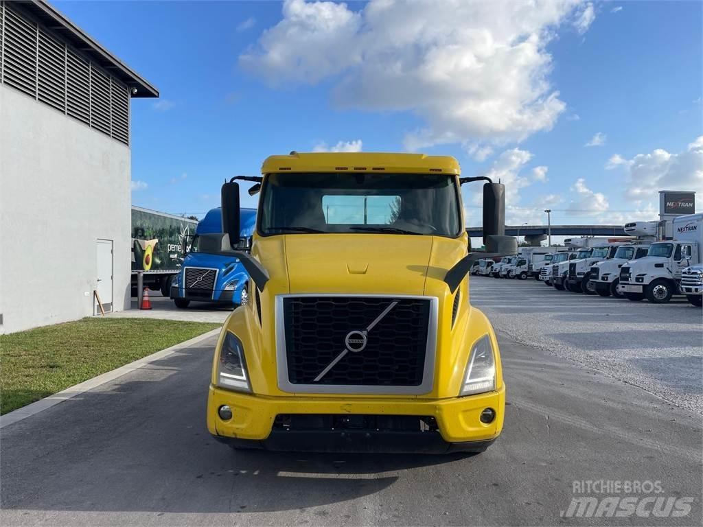 Volvo VNR64T300 Cavalos Mecânicos