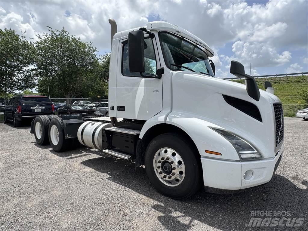 Volvo VNR64T300 Cavalos Mecânicos