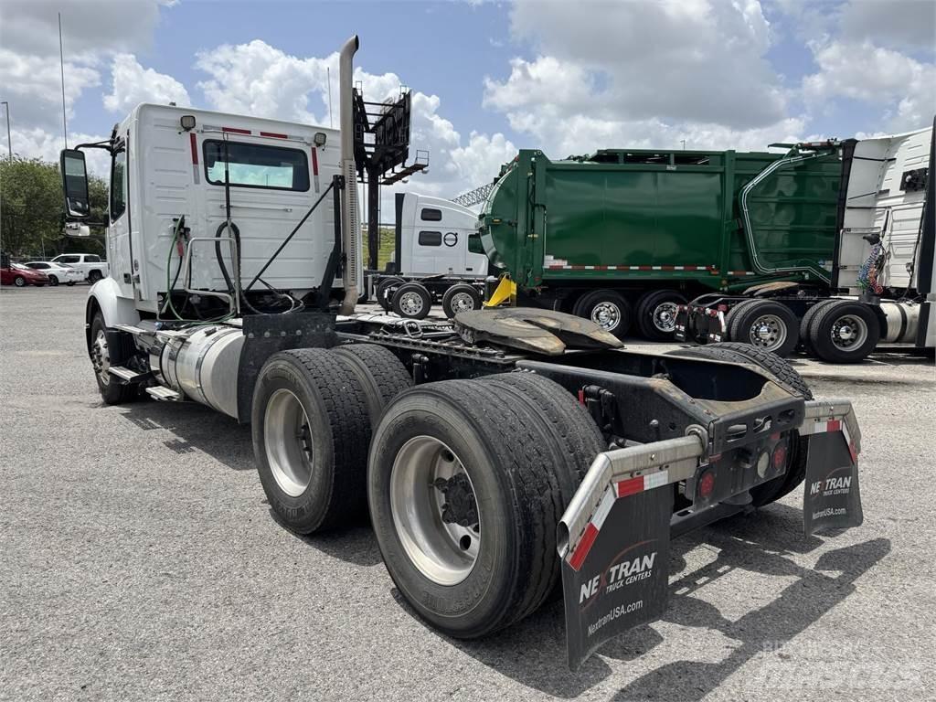 Volvo VNR64T300 Cavalos Mecânicos