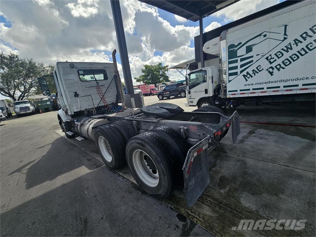 Volvo VNR64T300 Cavalos Mecânicos
