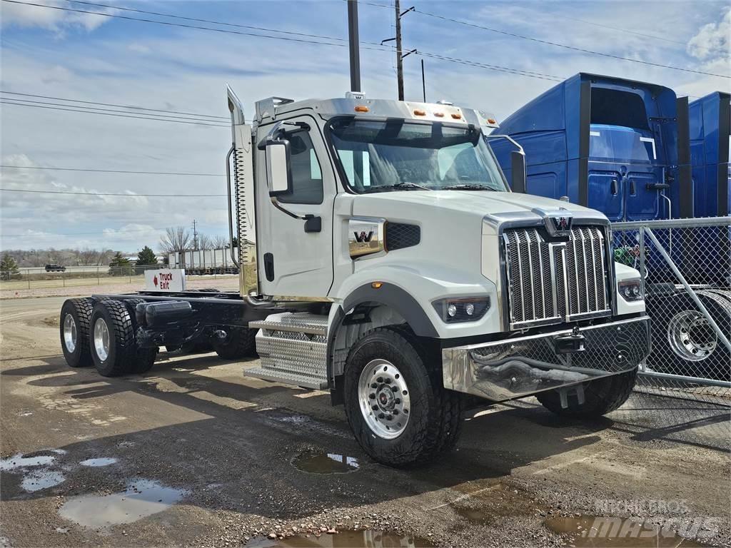 Western Star 47X Camiões de chassis e cabine