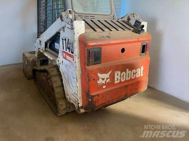 Bobcat T140 Mini carregadoras