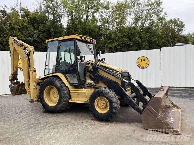 CAT 428C Retroescavadeiras