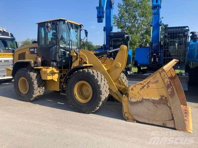 CAT 926M Carregadeiras de rodas