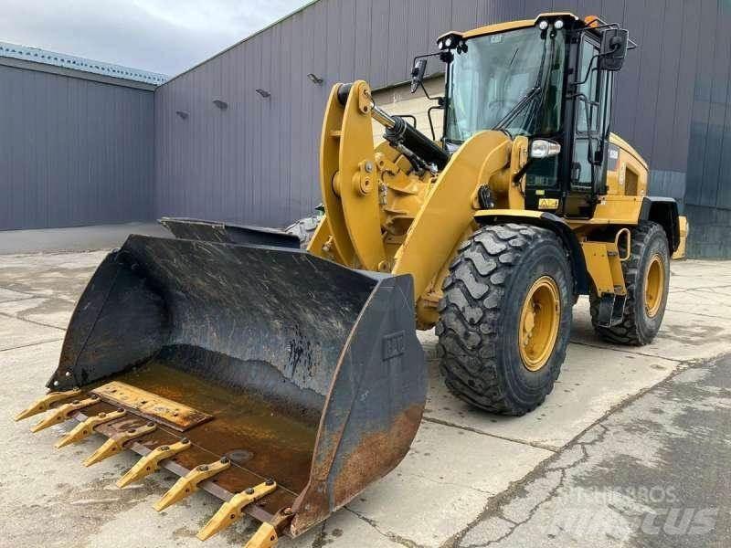 CAT 938M Carregadeiras de rodas