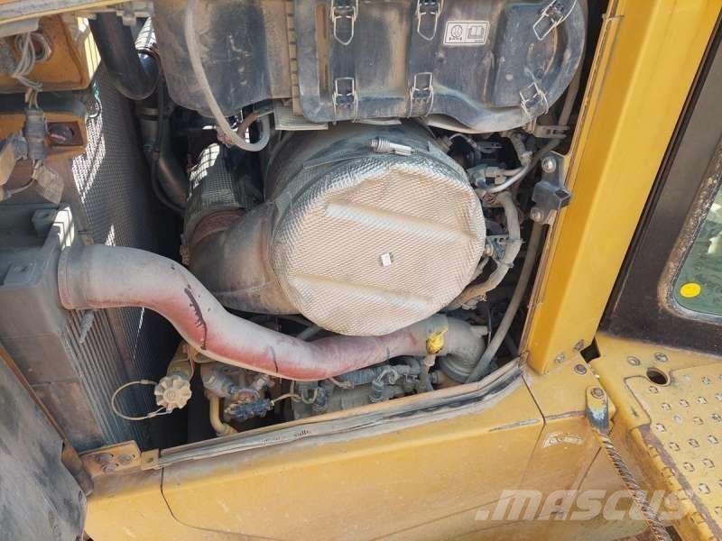 CAT D6T LGP Dozers - Tratores rastos