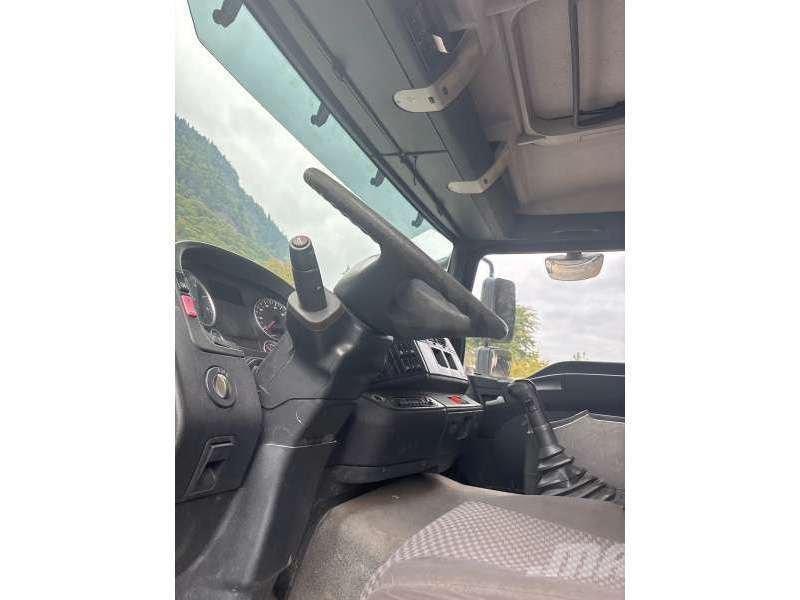 MAN 26/440 Camiões basculantes