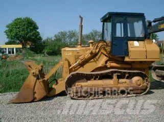 Komatsu D53S Carregadoras de lagartas