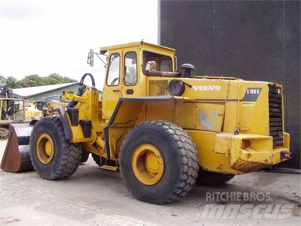 Volvo L120 Carregadeiras de rodas