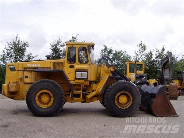 Volvo L120 Carregadeiras de rodas
