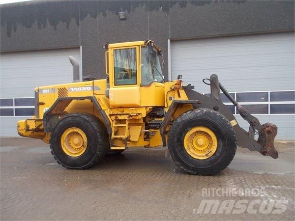 Volvo L120D Carregadeiras de rodas