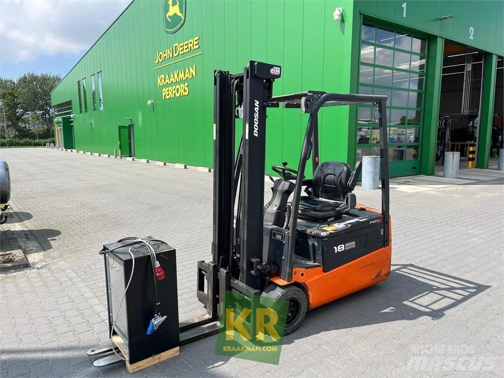 Doosan B18T Telescópicas para Agricultura