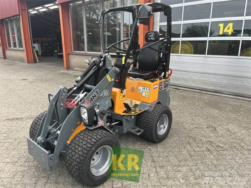 GiANT G1200 Carregadoras frontais e escavadoras