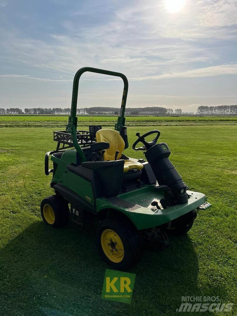 John Deere 1580 Corta-Relvas Rough, trim and surrounds