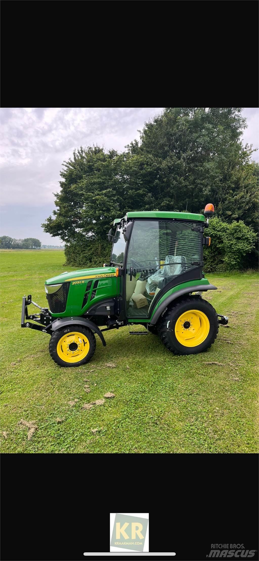 John Deere 2032R Tractores compactos