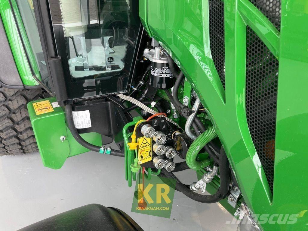 John Deere 4066R Tractores compactos