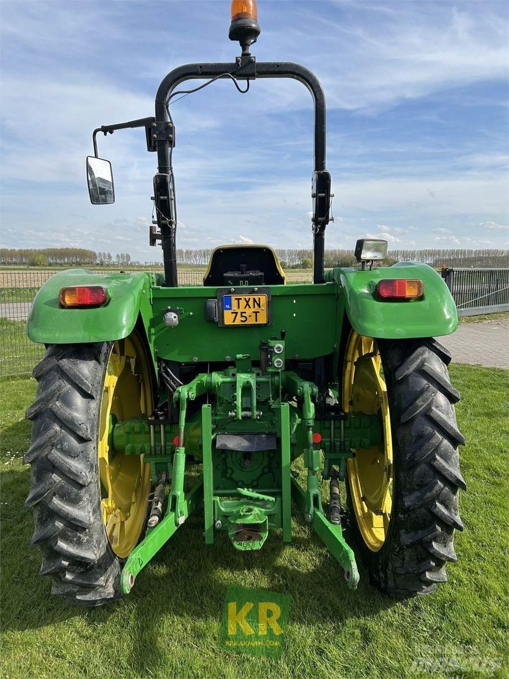 John Deere 5055E Tratores Agrícolas usados